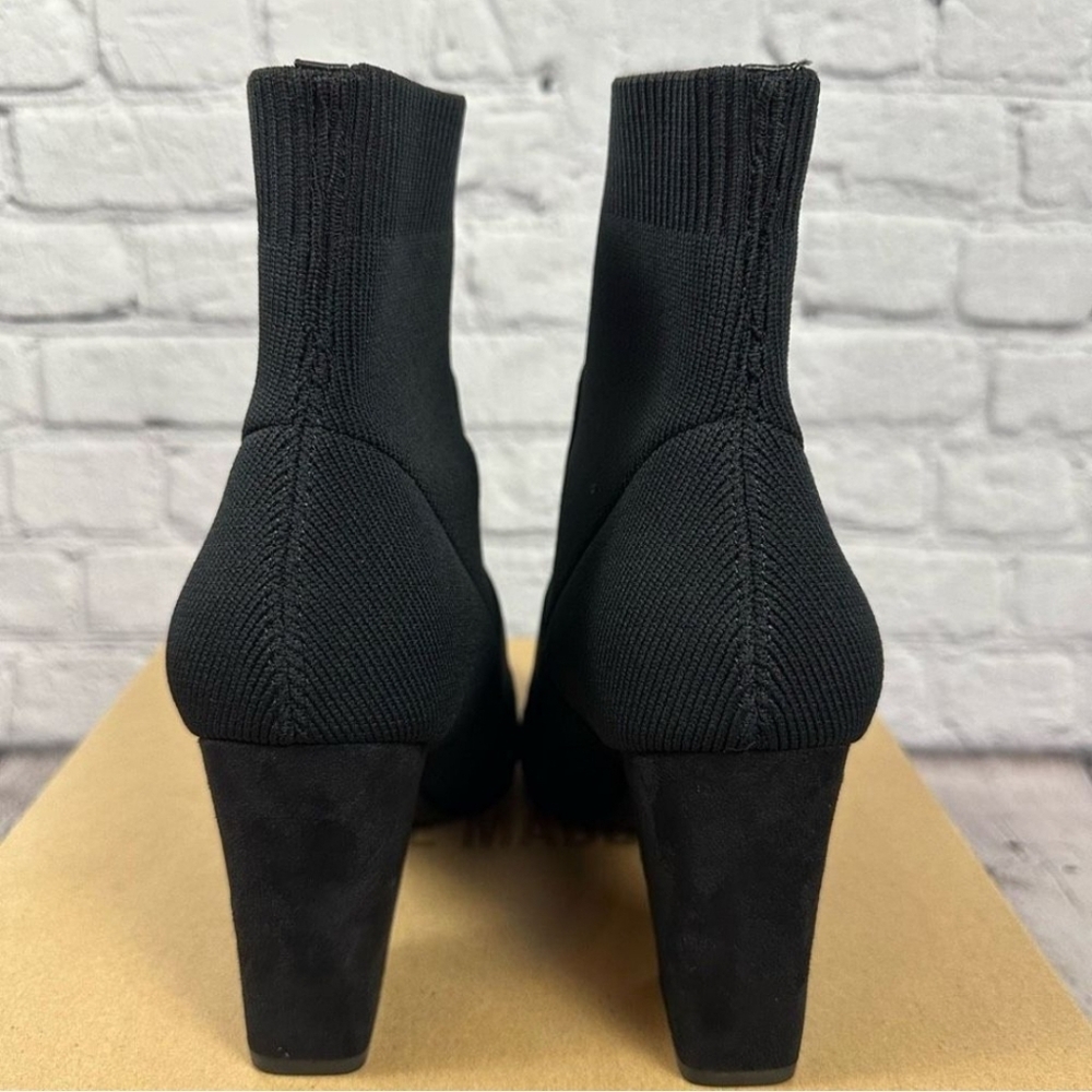 NEW Steve Madden Women’s Remy Sock Bootie Block Heel Pointed Toe in Black - Picture 2 of 3